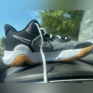 KD treyway 5s brand new in box size 13 in original box
